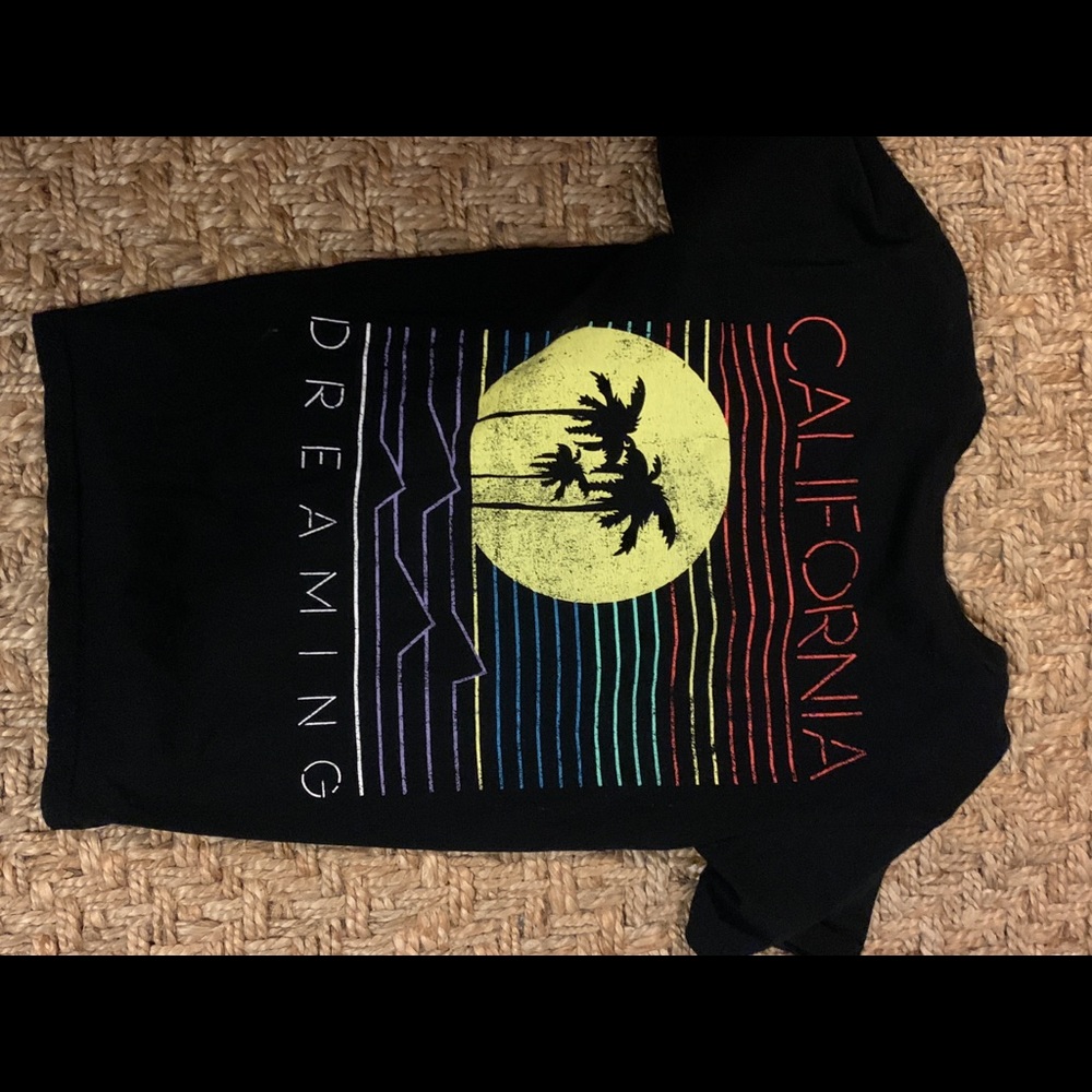 Clothes - Picture 2 of 3